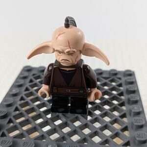 Lego Star Wars Even Piell Minifigure 9498 Jedi Starfighter Clone Wars Authentic